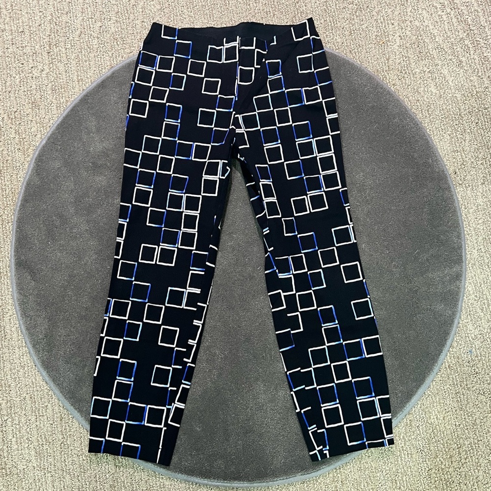 Capri pants size 6